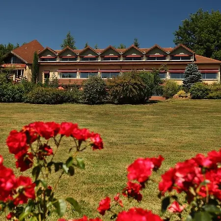 Hotel Le Clos Roussillon Près De Sarlat 3*