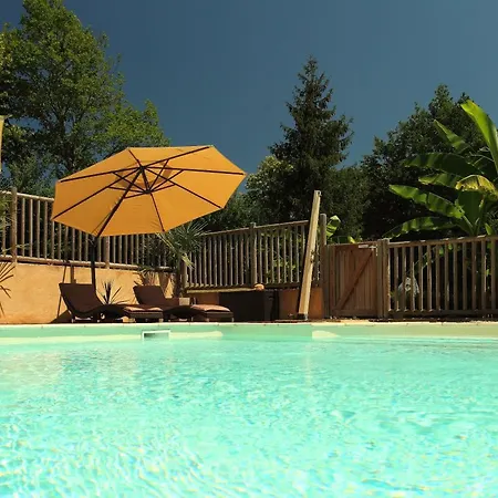 Hotel Le Clos Roussillon Pres De Sarlat 3*