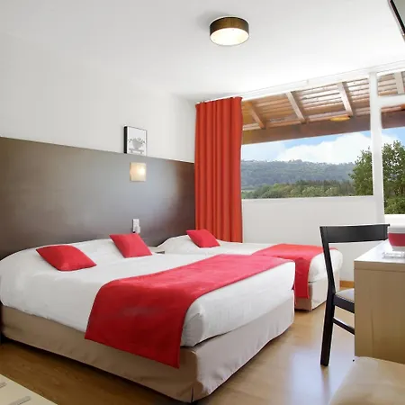 Le Clos Roussillon Pres De Sarlat Hotel 3*