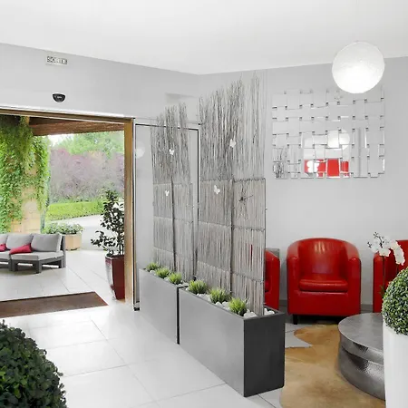 Le Clos Roussillon Près De Sarlat Hotel 3*