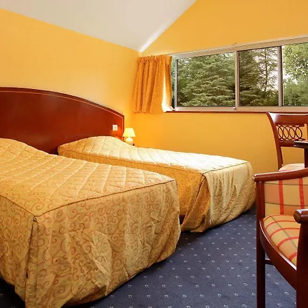 Le Clos Roussillon Pres De Sarlat 3*